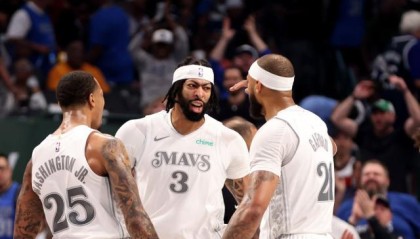 开云官网-完美首秀！独行侠从此进入浓眉时代，基德：他想夺冠